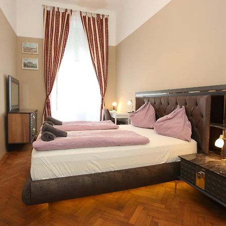 Apartments Vienna Opera Exterior foto